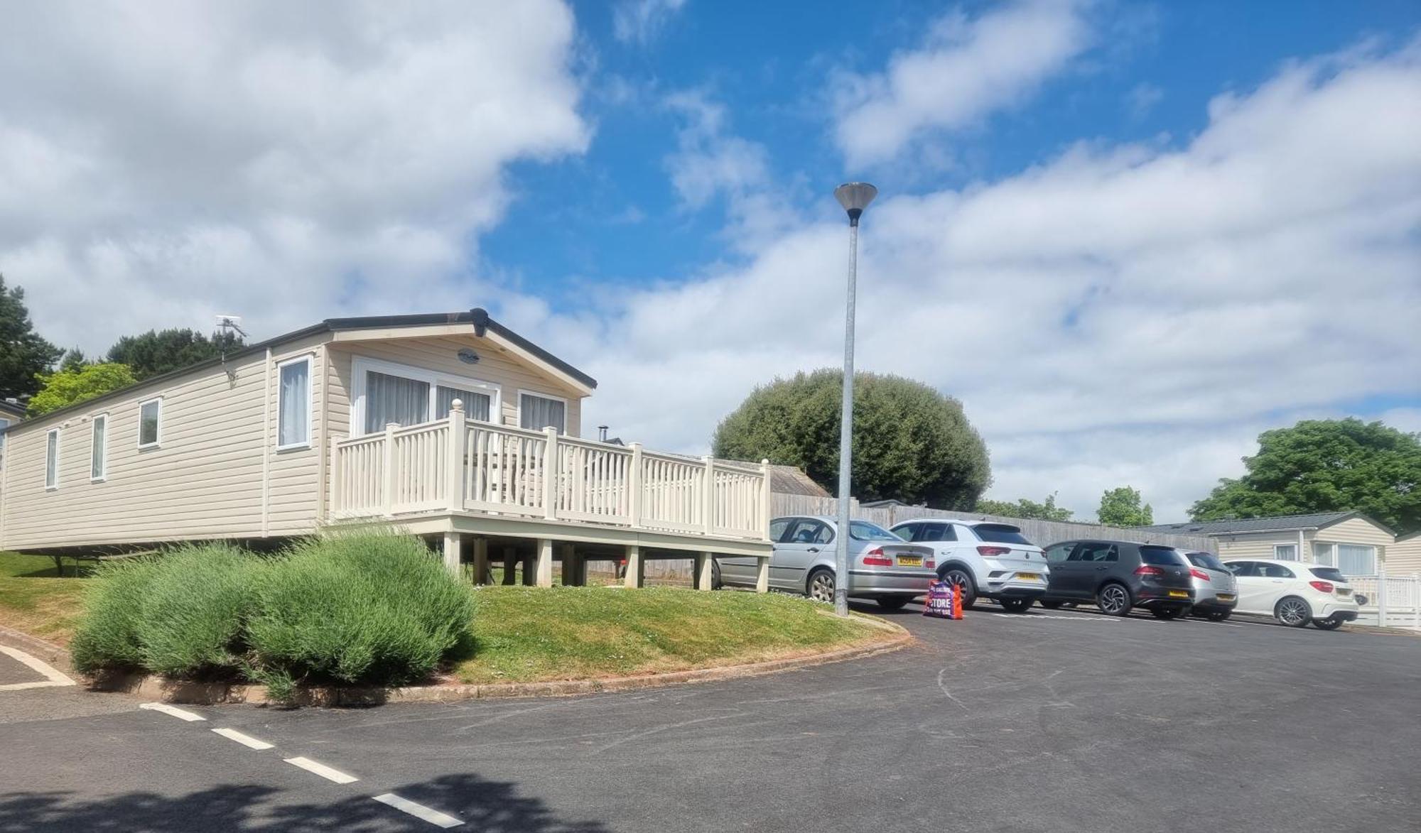 Static Caravan To Hire , Hoburne Devon Bay Hotel Goodrington Eksteriør billede