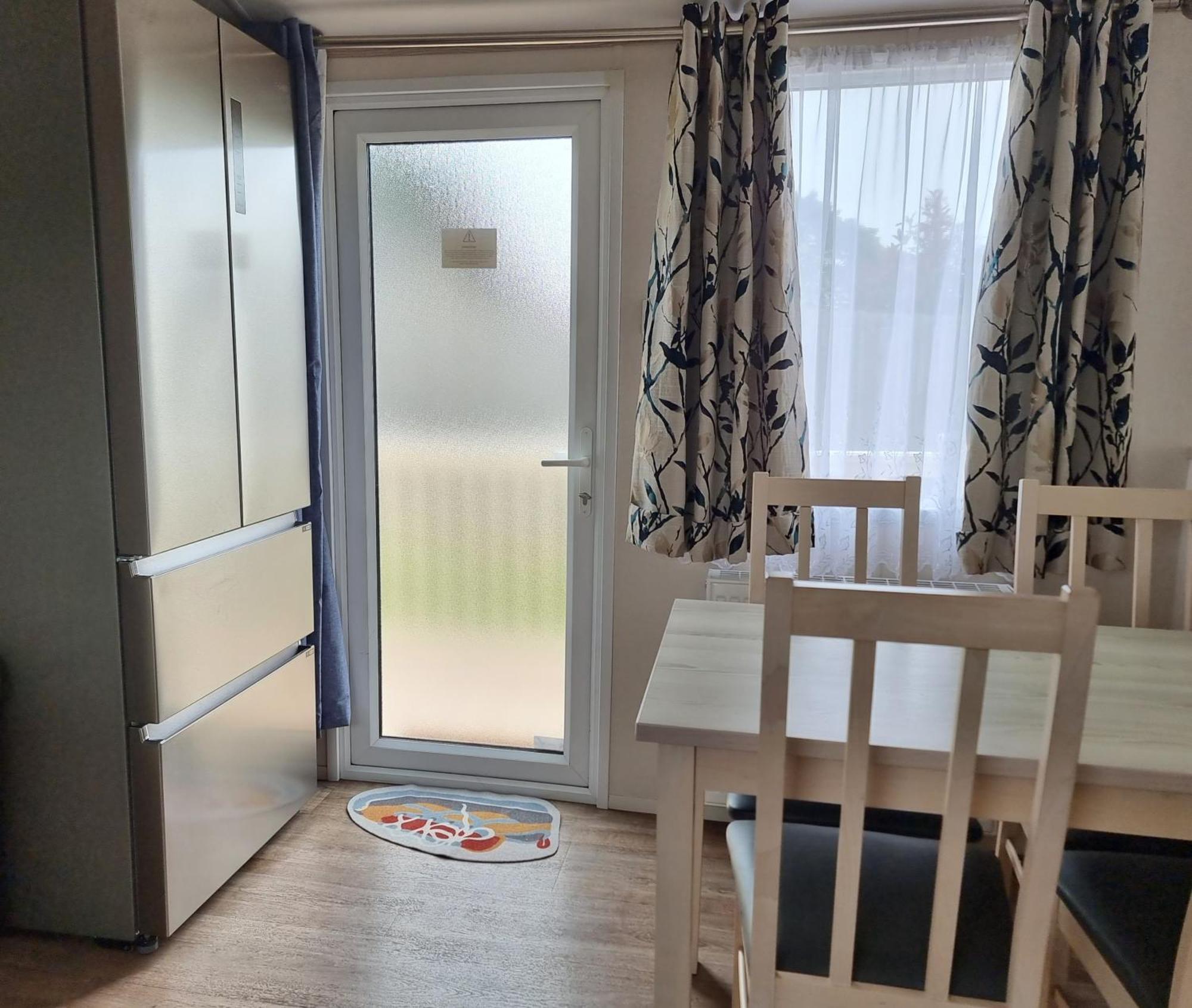 Static Caravan To Hire , Hoburne Devon Bay Hotel Goodrington Eksteriør billede